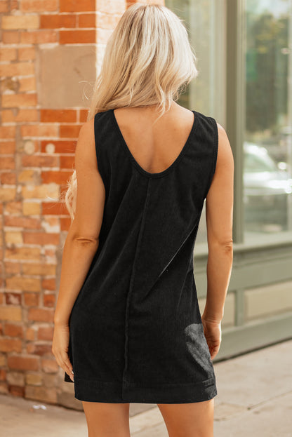 Minivestido Negro de Pana Sin Mangas Con Bolsillos de Parche