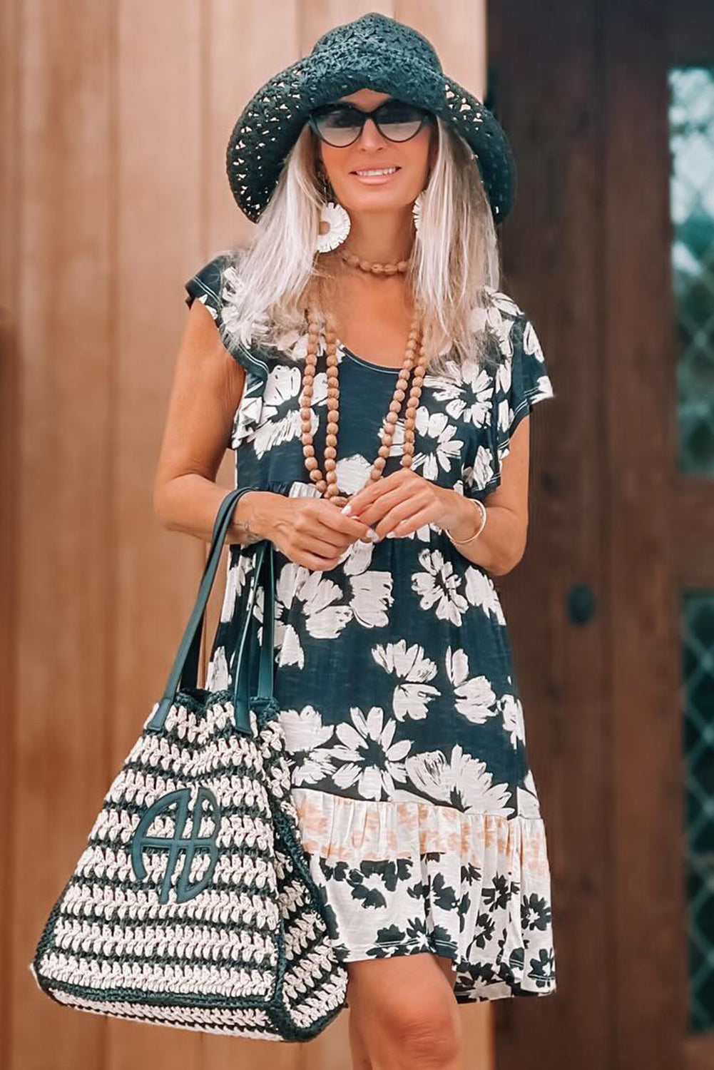 Minivestido verde floral con manga con volantes y cintura imperio
