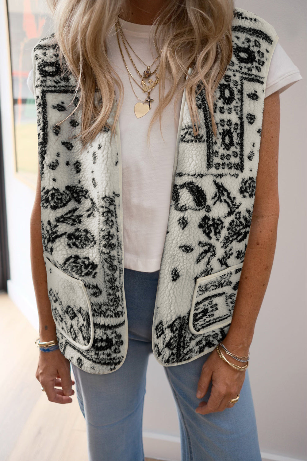 Chaqueta de chaleco de moda occidental con estampado de cachemira Sherpa beige con bolsillos