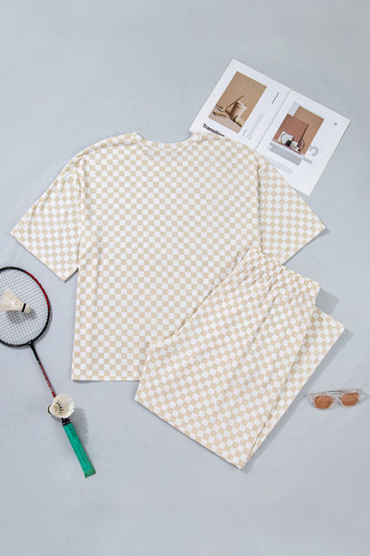 Conjunto de dos piezas de salón de camiseta de manga media y pantalones sueltos con estampado a cuadros en talla grande color caqui