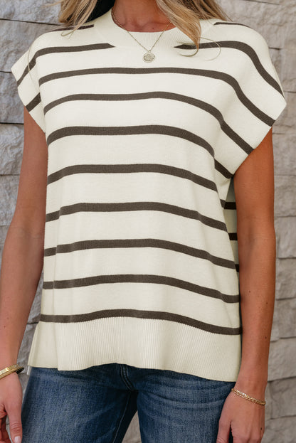 Jersey de punto de manga corta con cuello redondo y aberturas laterales, a rayas marrones