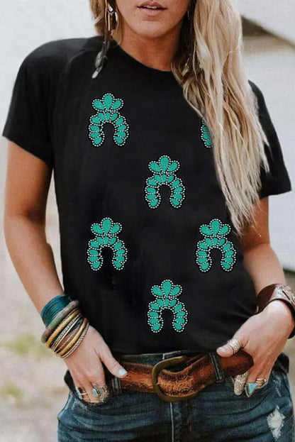 Camiseta negra con lentejuelas y parches, diseño turquesa del Oeste